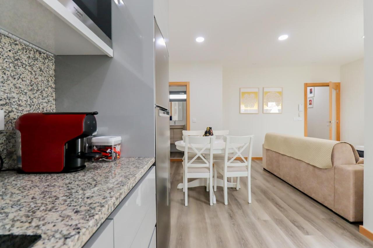 Apartamento Tiana - no centro com pátio Viana do Castelo Exterior foto