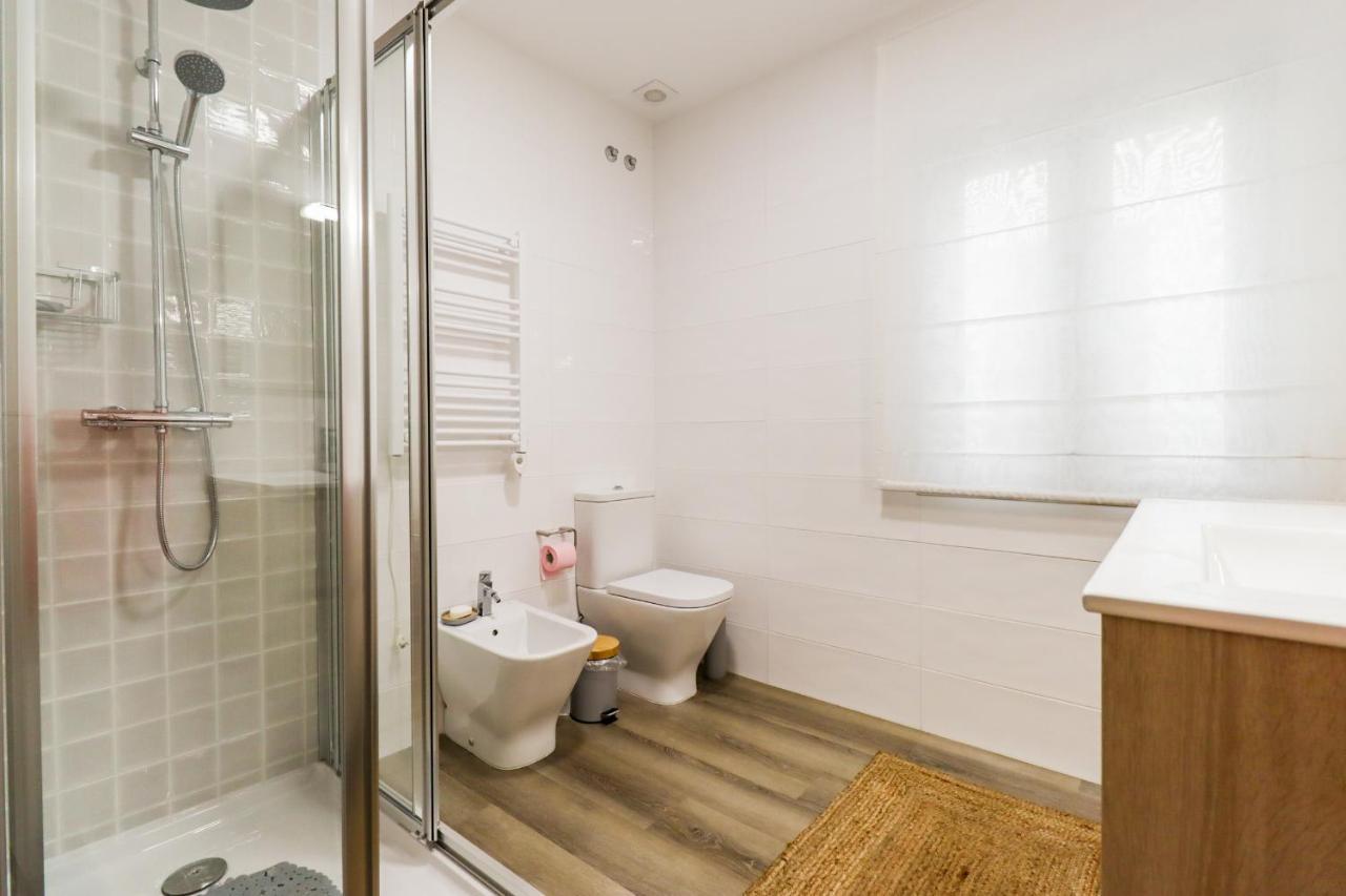 Apartamento Tiana - no centro com pátio Viana do Castelo Exterior foto