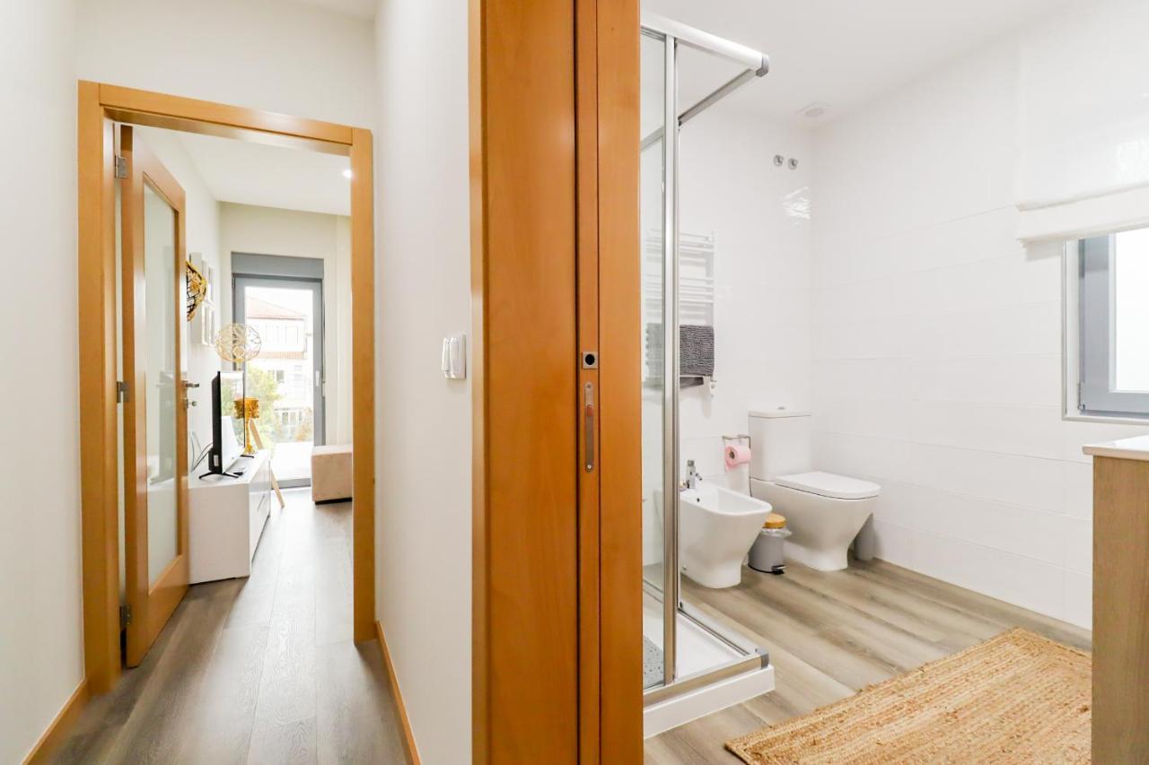 Apartamento Tiana - no centro com pátio Viana do Castelo Exterior foto